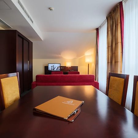 U Zvonu Hotell Plzeň Eksteriør bilde