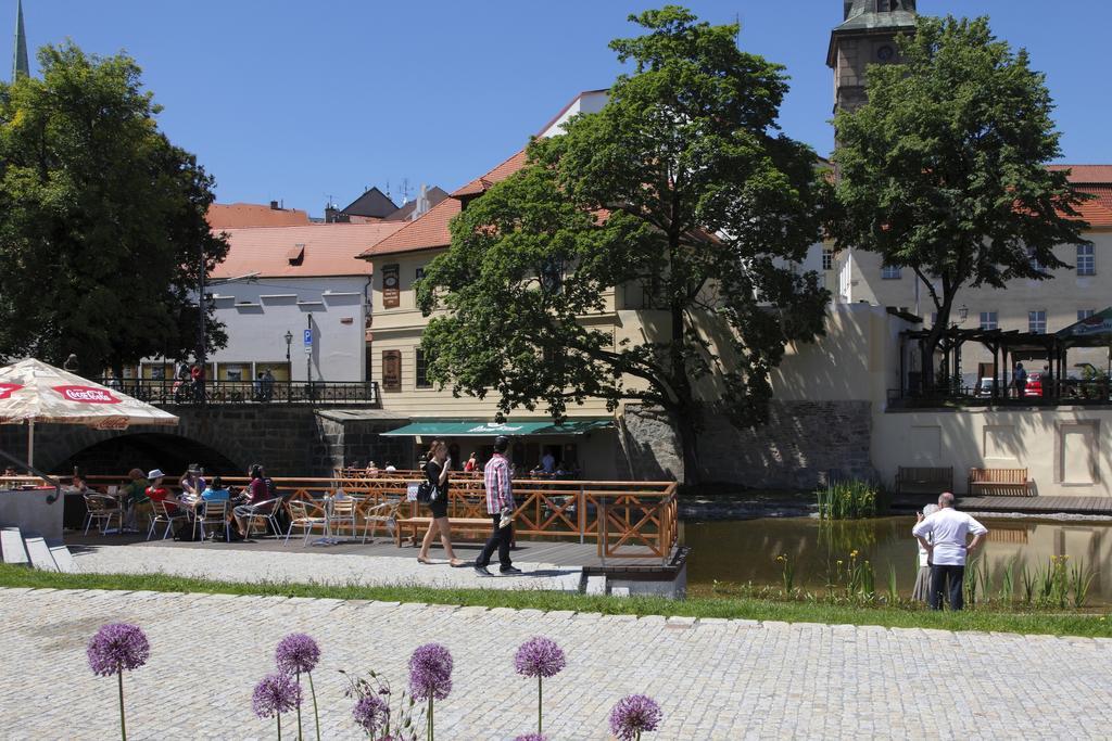 U Zvonu Hotell Plzeň Eksteriør bilde