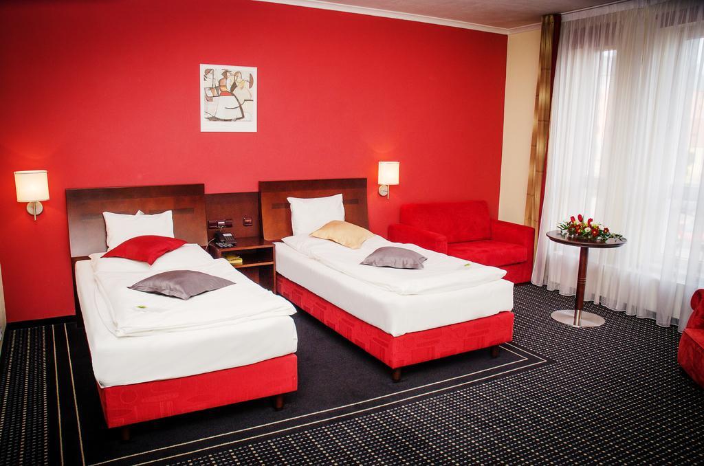U Zvonu Hotell Plzeň Eksteriør bilde